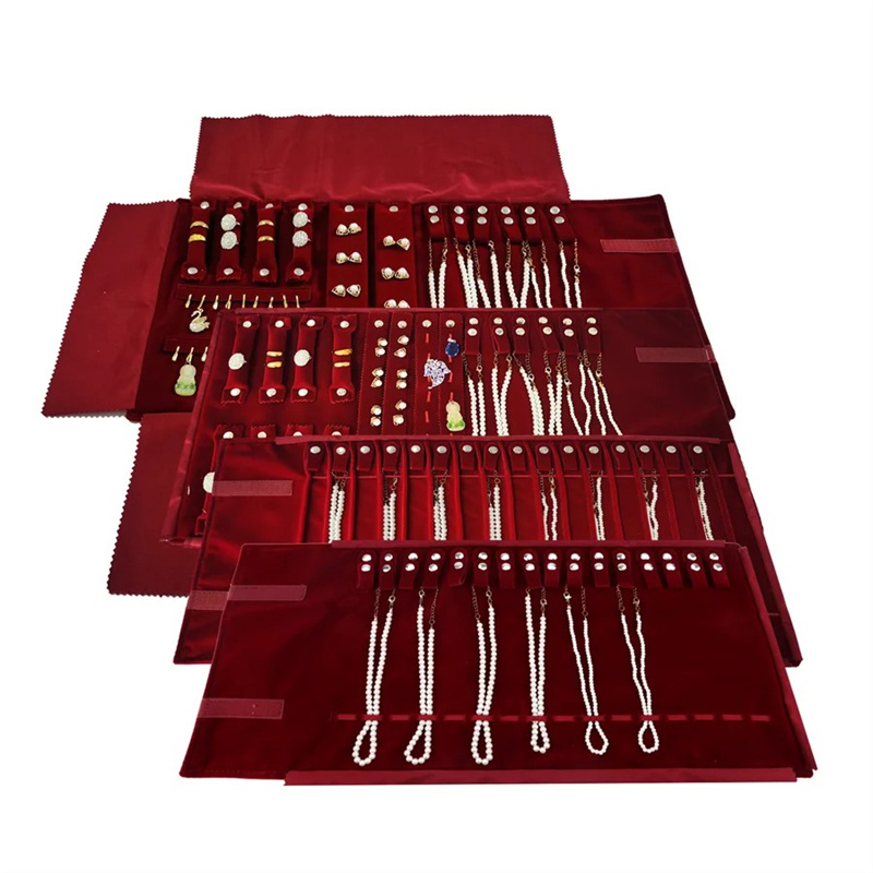Burgundy Velvet Jewelry Roll-U - огляд і ціна Velvet Ribbon Roll
